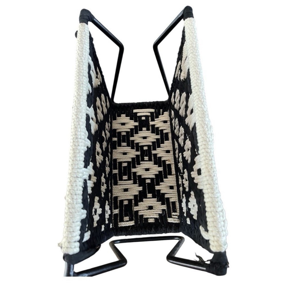 Metal framed woven patten magazine holder