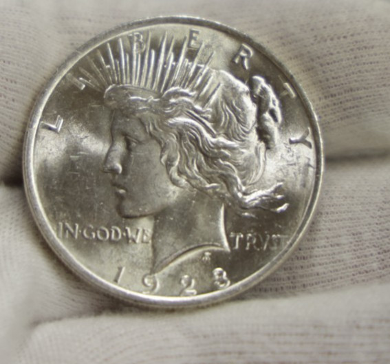 1923 US Peace Silver Dollar $1 Nice Unc.