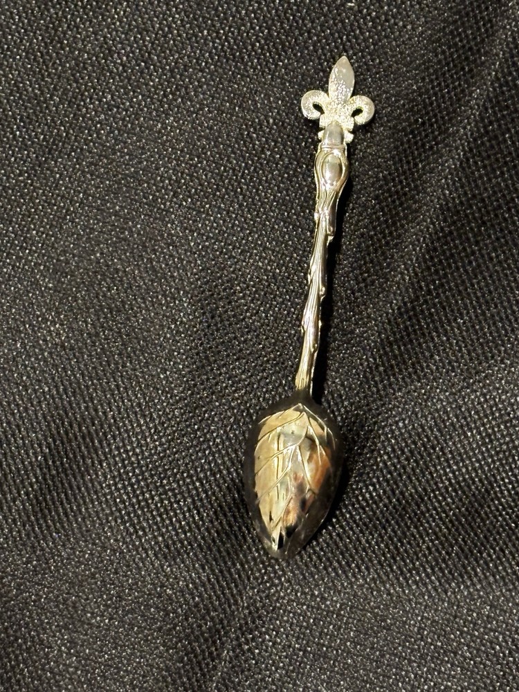 Souvenir Spoon Silver Collectors Fleur de Lis Detailed Design