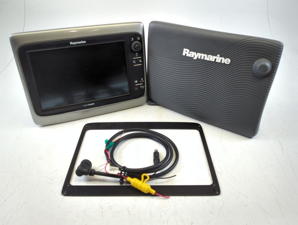 Raymarine e127 E70024 HybridTouch 12" GPS Fishfinder Chartplotter MFD