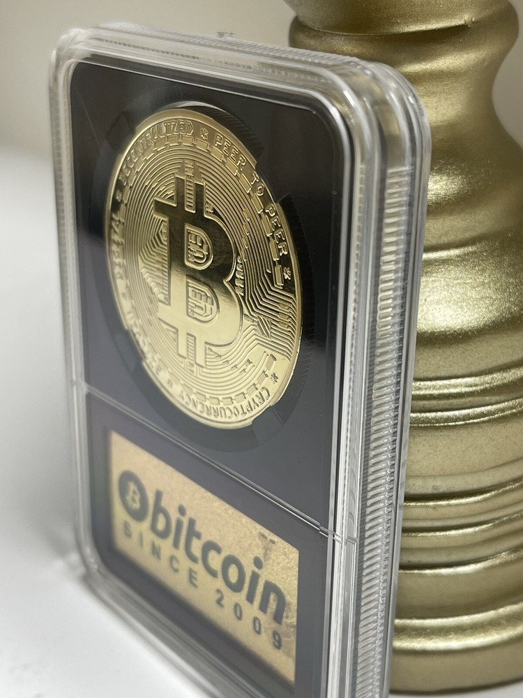 BITCOIN- Limited Edition Physical Coin with Display Case / Cryptocurrency￼