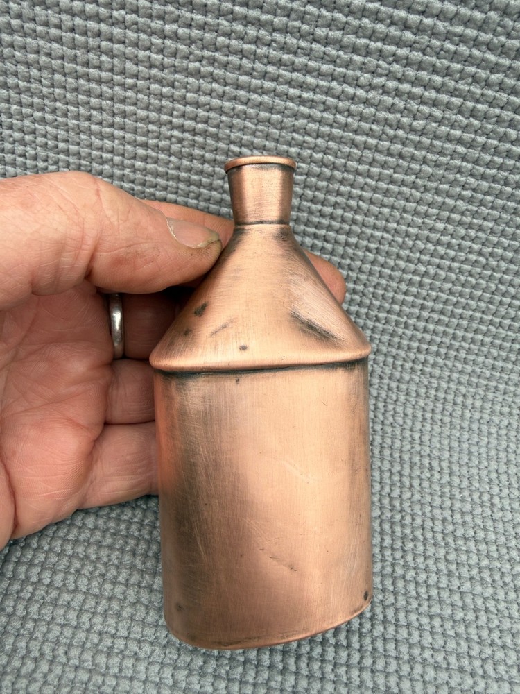 TINY VINTAGE COPPER OIL CAN.