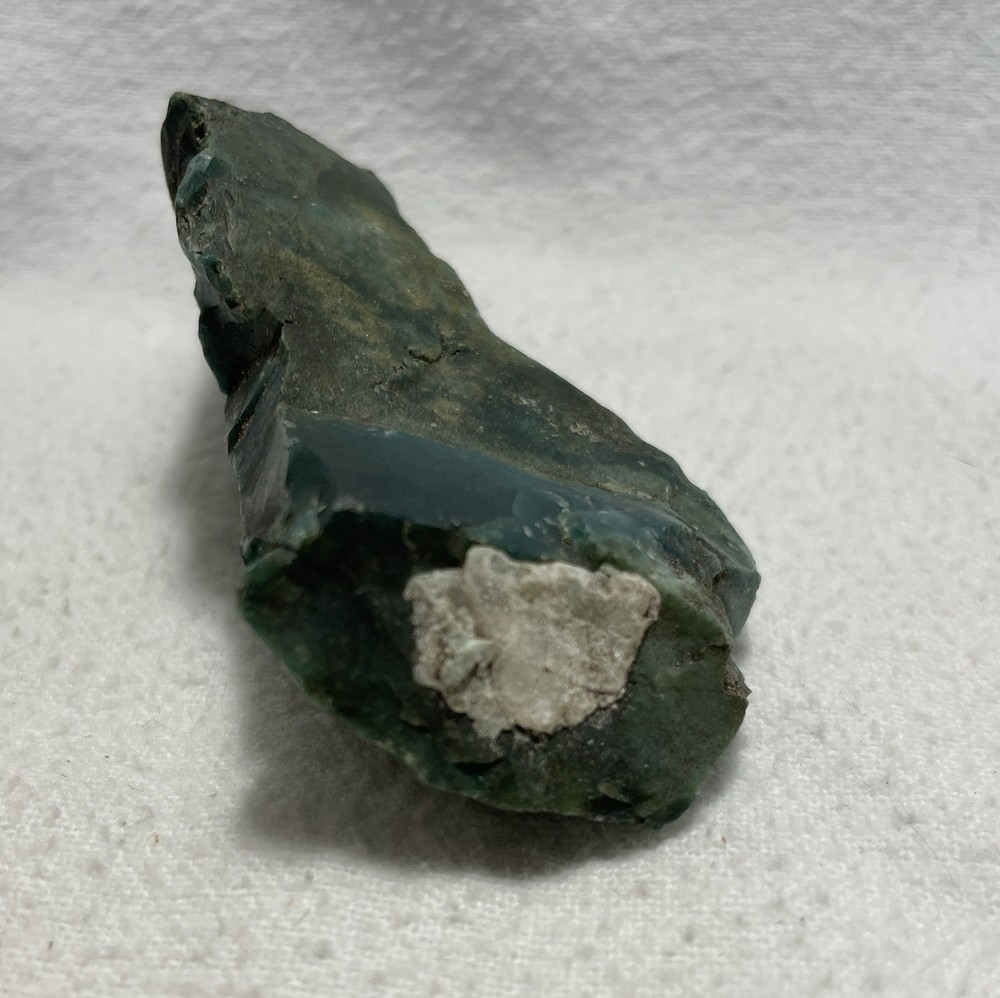Rough Green Jasper 82g