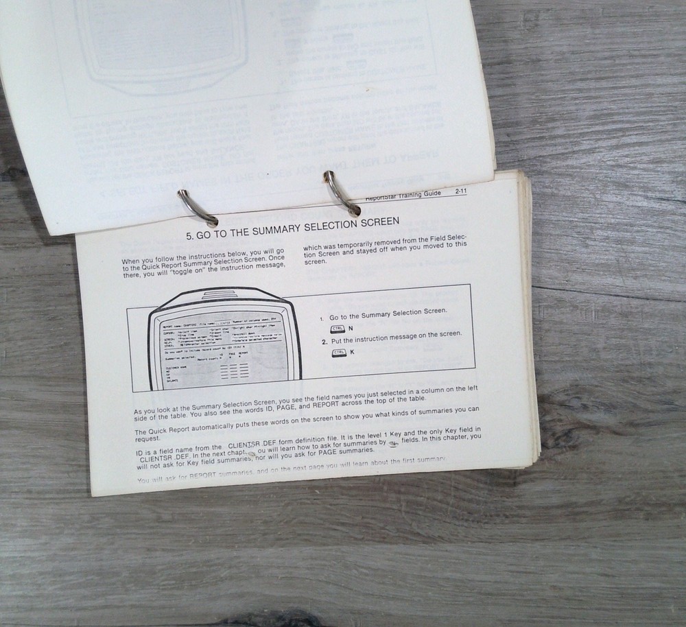 Vintage ReportStar Training Guide Booklet Ring-bound Quick Report Software