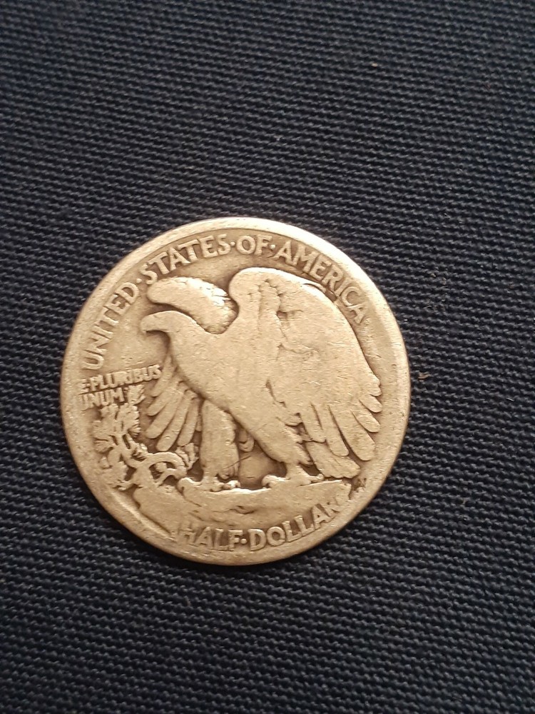 1920 WALKING LIBERTY HALF DOLLAR