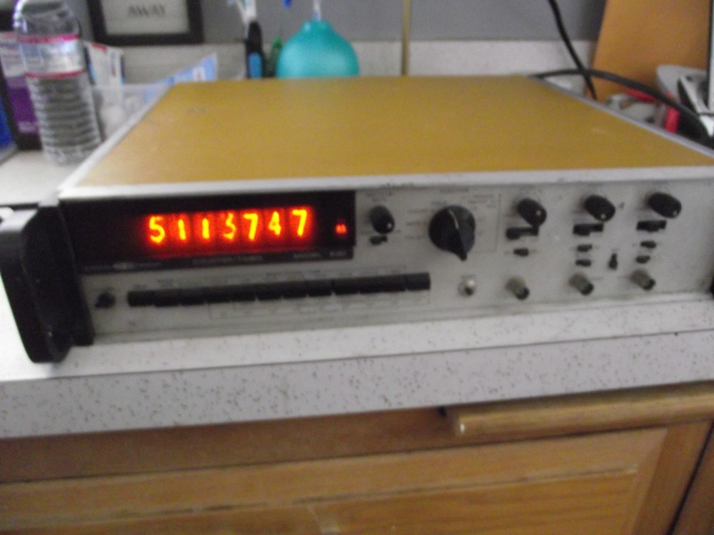 SYSTRON DONNER COUNTER/TIMER MODEL 6151.