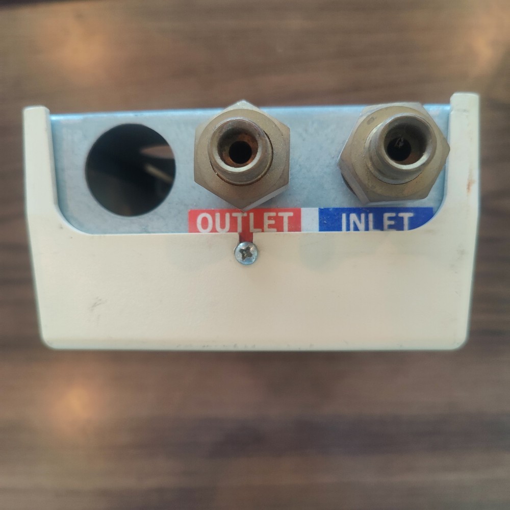 Eemax Electric Tankless Water Heater SP3012 120VAC Sept 2010 Untested Pre-owned