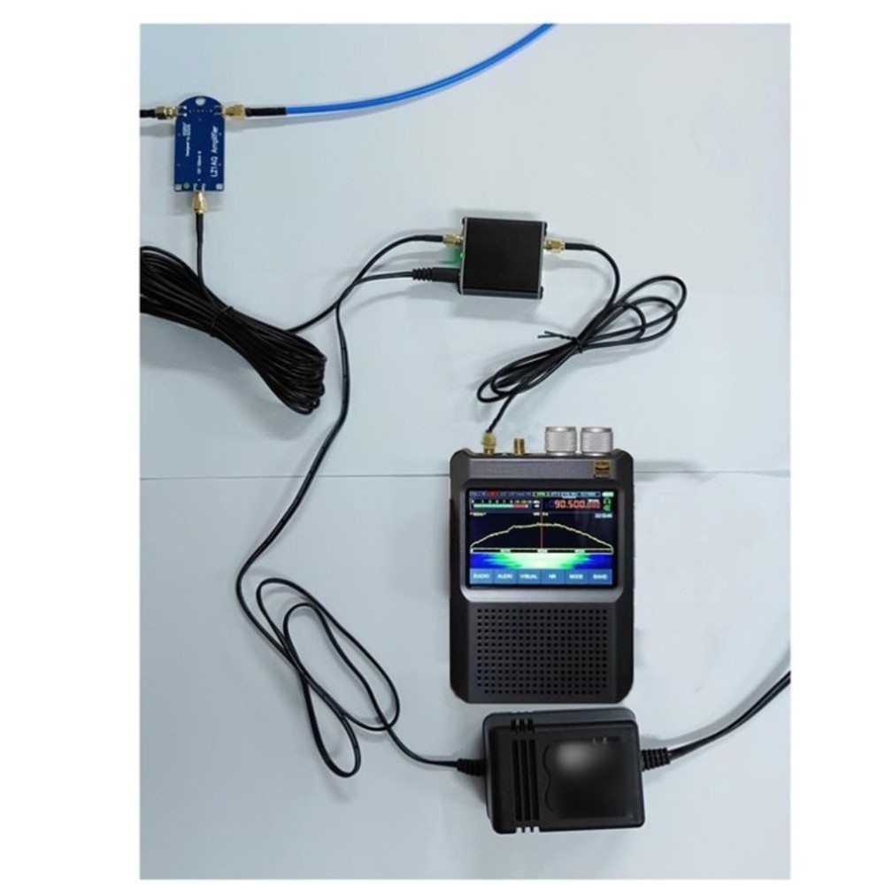 Small Loop Antenna Board with Board Featuring Electric Field Shielding