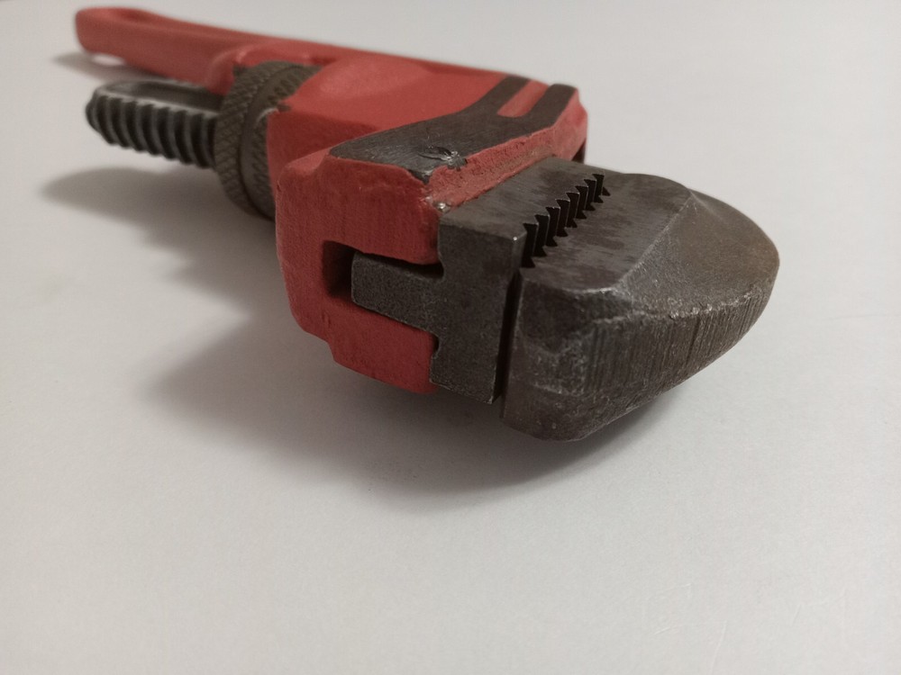 Vintage Pittsburgh 10" Offset Pipe Wrench Red Steel Work Tool