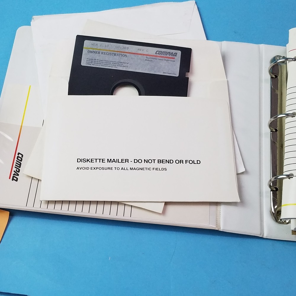 286e Compaq Personal Computer operations Guide 1986 and system overview Books