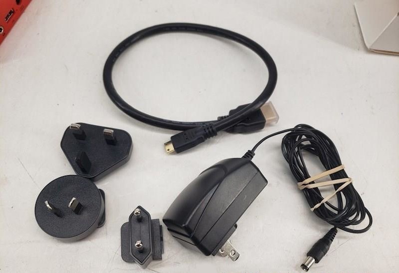 Livestream Broadcaster Portable HD Video Streamer Encoder LSB100