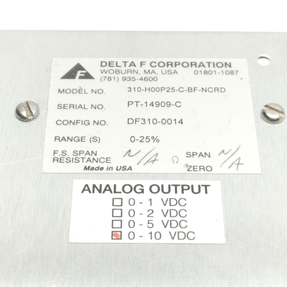 Delta F DF310-0014 Process Oxygen Analyzer, Range: 0-25%, Analog Output: 0-10VDC