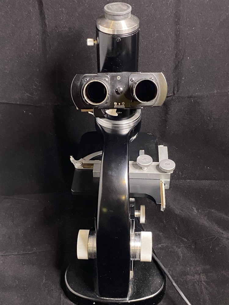 Leitz Microscope