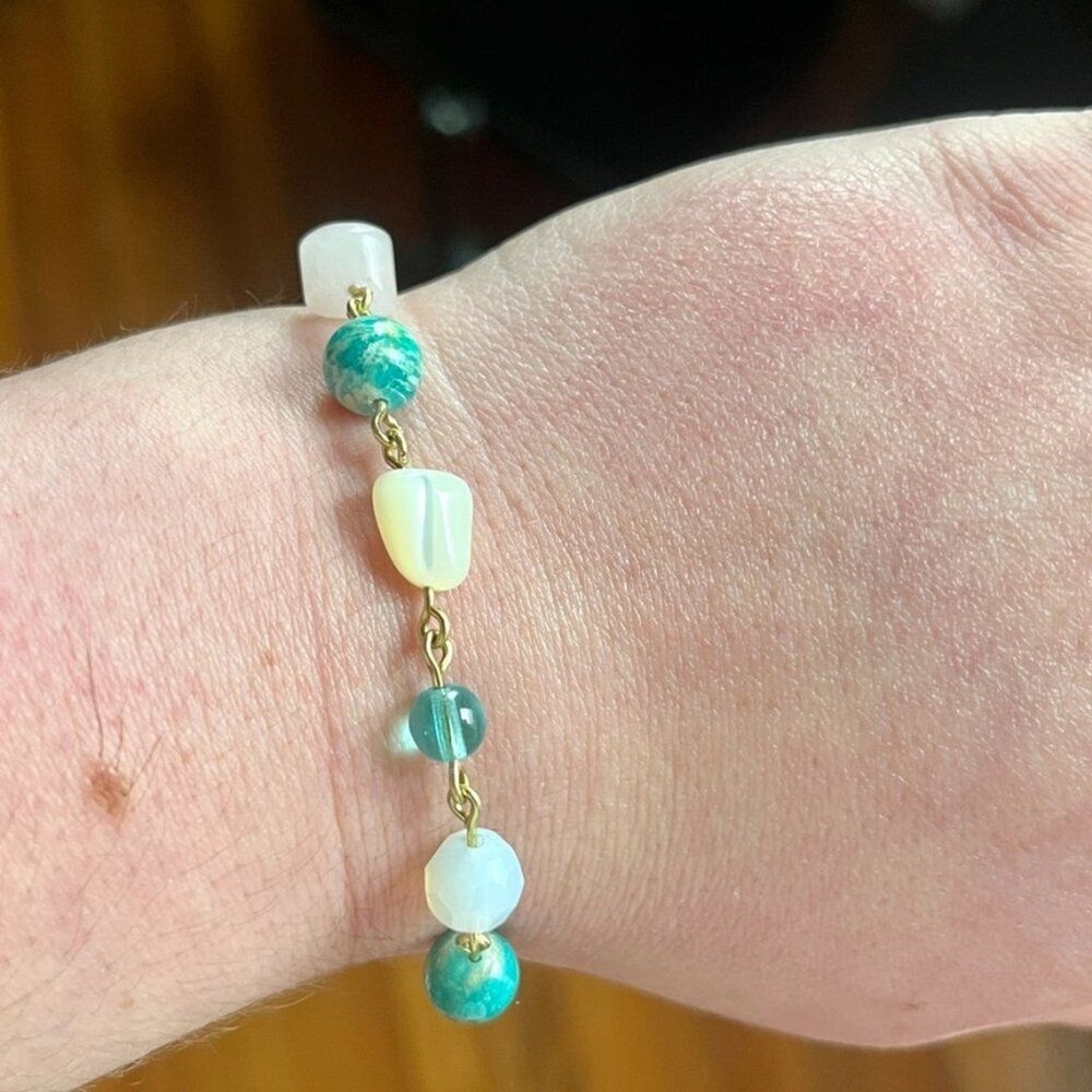 Marble and Pearl Random Stone Chain Bracelet
