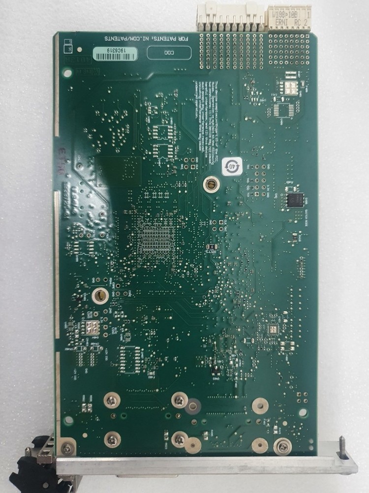 National Instruments NI PXIe-8374 MXI-Express x4 interface module