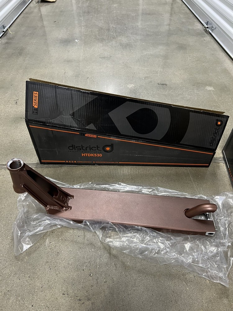 District HT-Series Pro Scooter Deck Coin