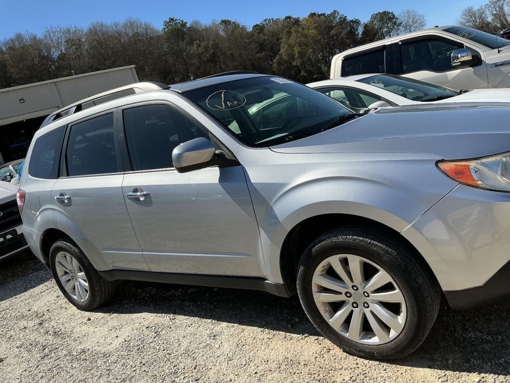 FORESTER 2013 Glove Box 4997829