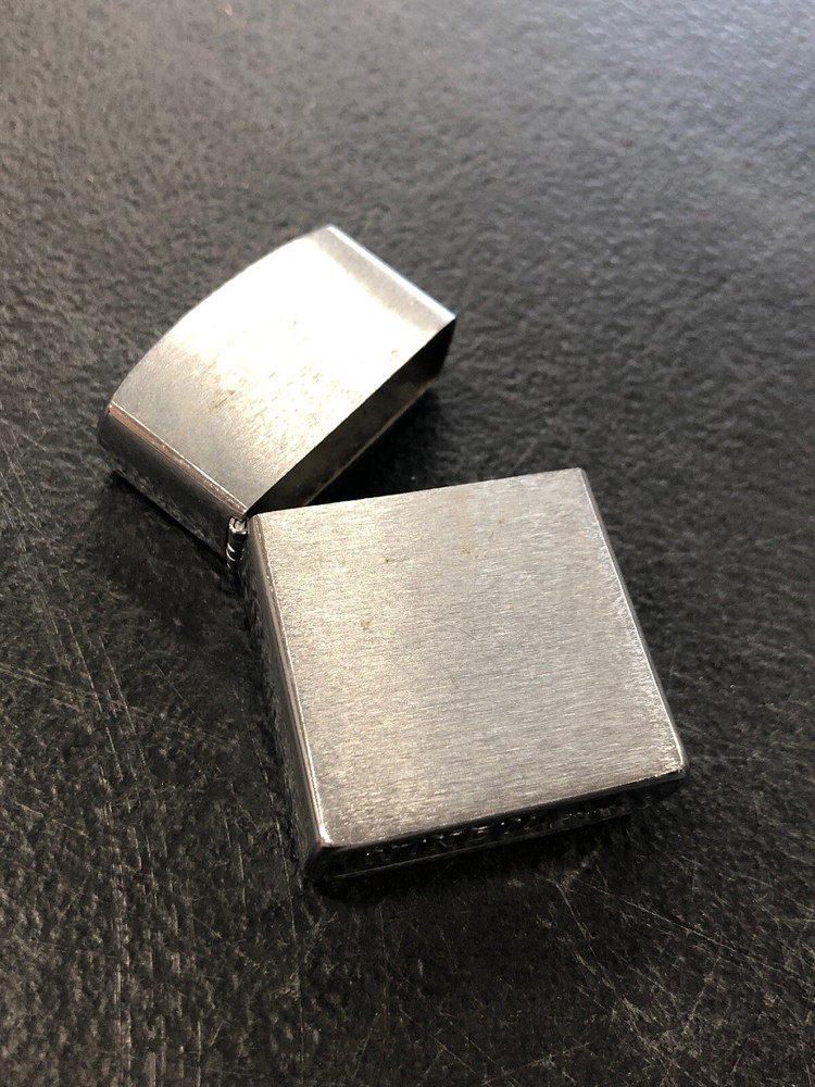 Ronson Windii Pre-owned Zippo Lighter Shell