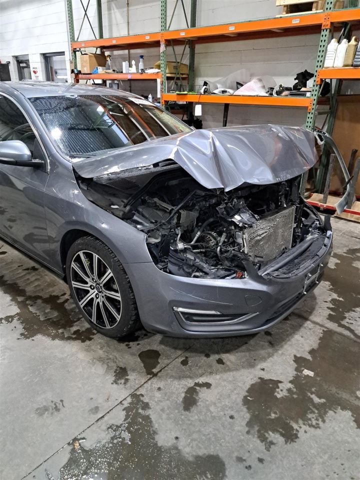 2017 S60 Display Screen Sku#4349862