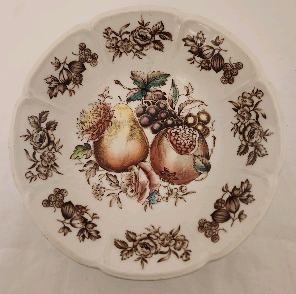 DISH ,WINDSOR FRUIT DISH PERFECT for fruit or candy