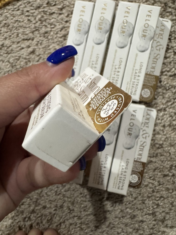 8 Mini Velour Long and Strong Lash Serum