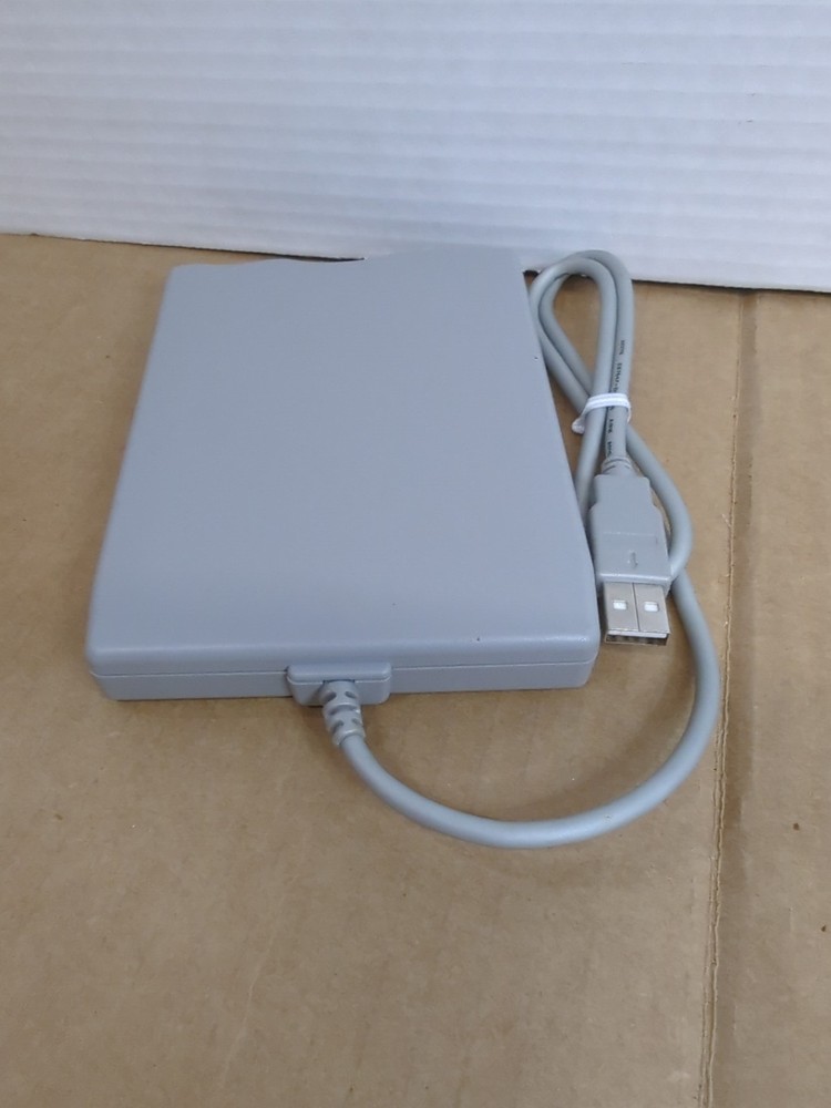 SmartDisk USB Floppy Drive FDUSB-TM2 UNTESTED ER01