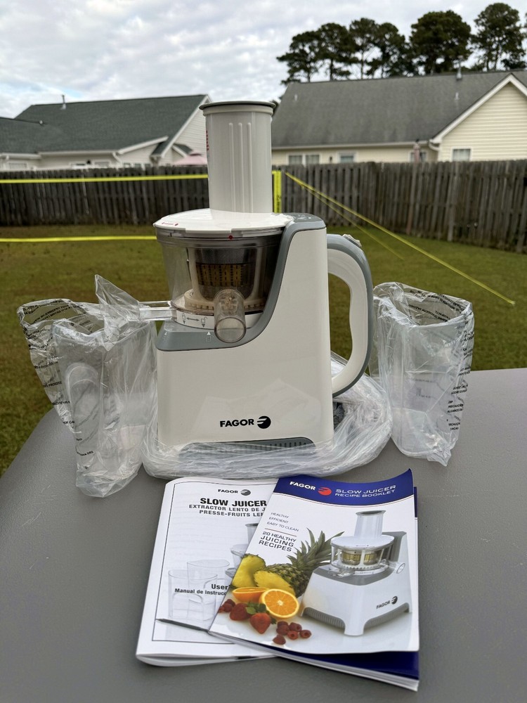 Fagor Slow Masticating Juicer Model 670041650 - Vegetable & Fruit Cold Press
