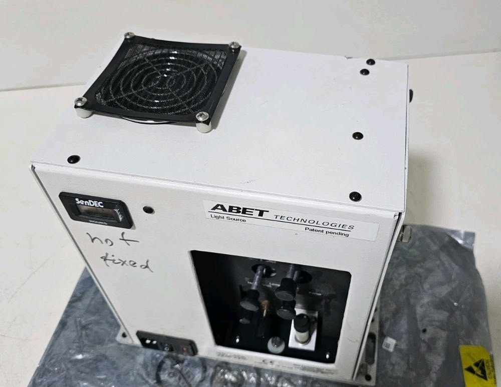 Abet Technologies LS 150 Xenon Arc Lamp Source
