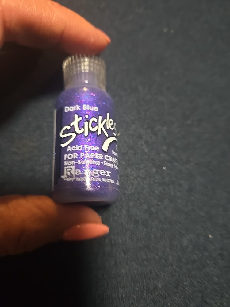 3 Ice Stickles And 8 Stickles