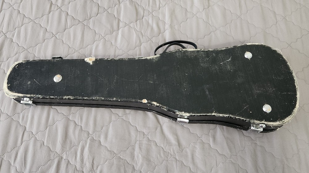 1/4 Size Violin Case Aqua Velvet Interior