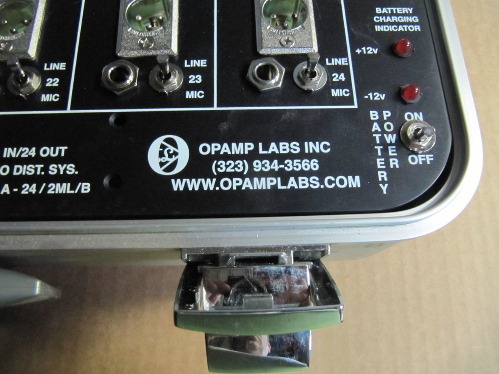 Opamp Labs A-24/2ML Audio Press Feed Mult Distribution Box