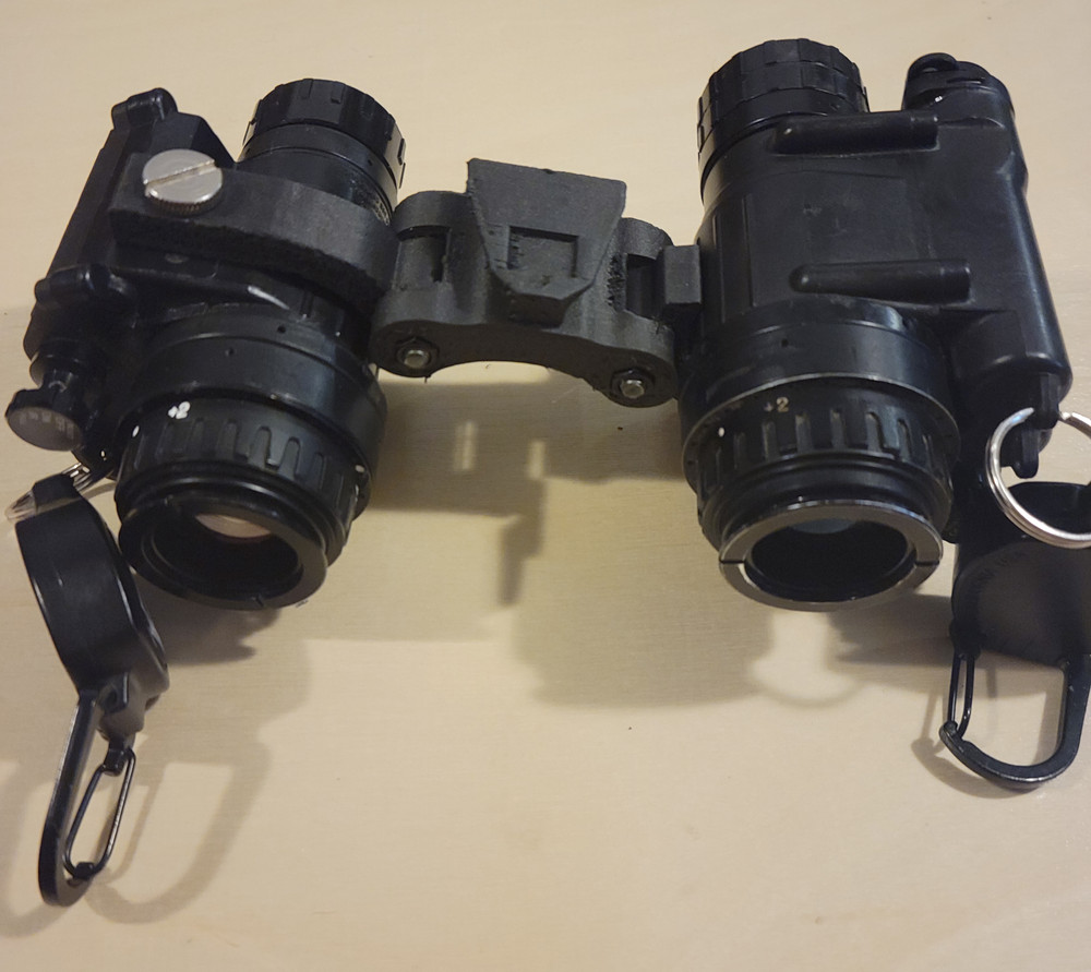 PVS-14 Bridge Dual Dovetail Mount NVG Night Vision