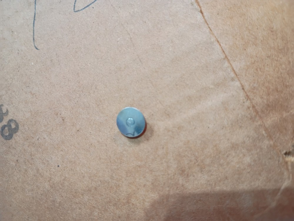 Handy Button Machine Co. Pivot Button 3/4" Tacks 25GR Partial Box