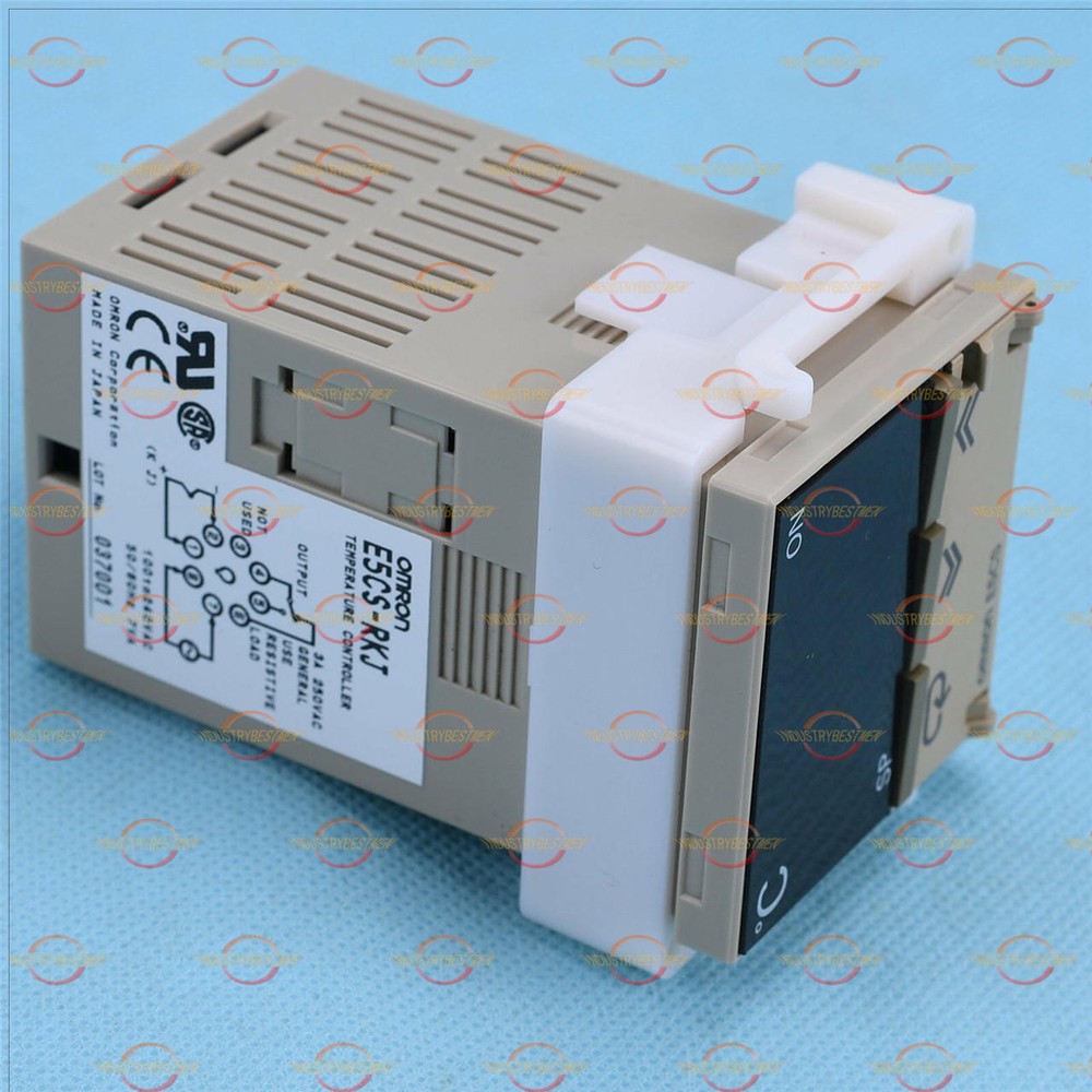 Omron NEW Temperature Controller E5CS-RKJ 100-240VAC