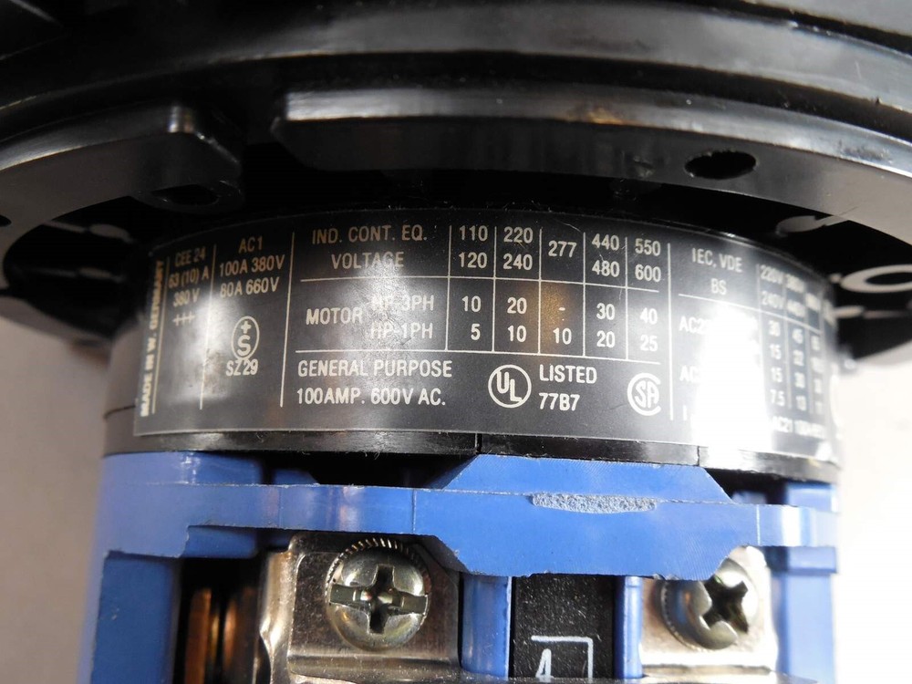 Kraus & Naimer Heavy Duty Switch S20018