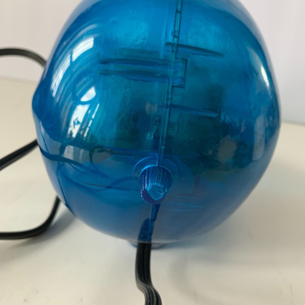 Unique! Strobe Light Skull! Blue Translucent! With Adjustable Strobe! 110 Volt z