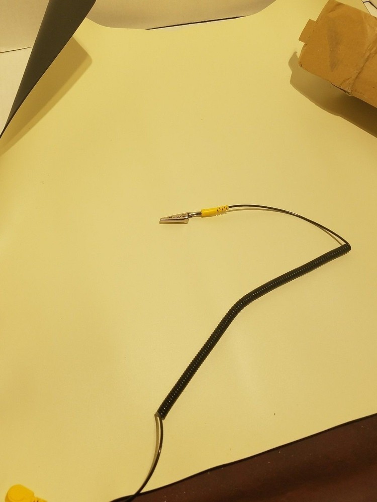 Rosewill Anti-Static Mat Components Other RTK-ASM Black/Ivory