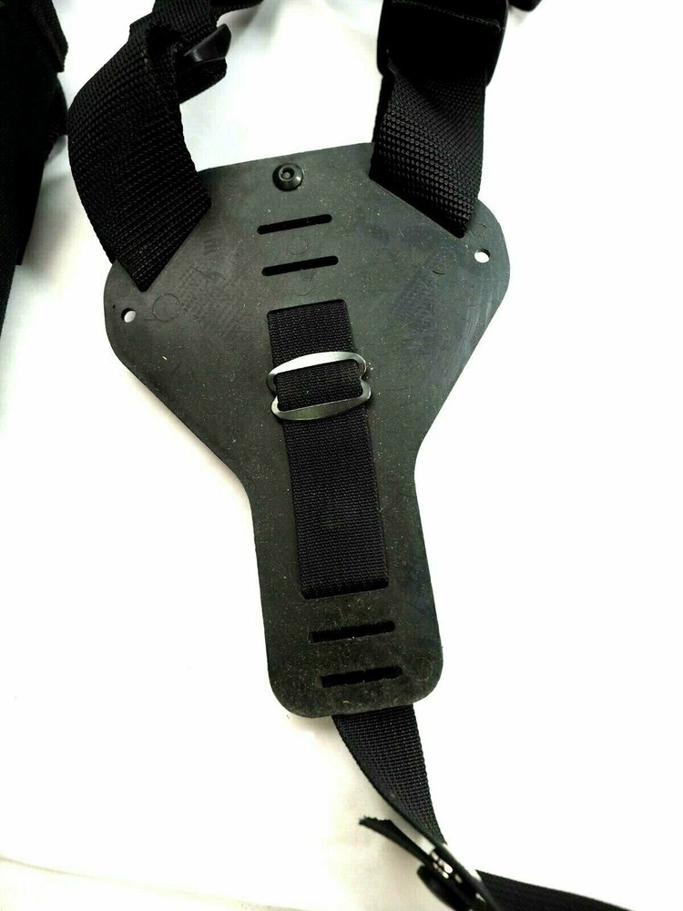 Uncle Mikes Sidekick Vertical Shoulder Holster Size 5