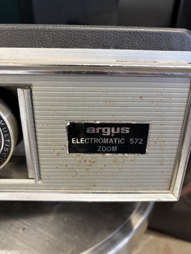 Argus Electromatic 572 Projector