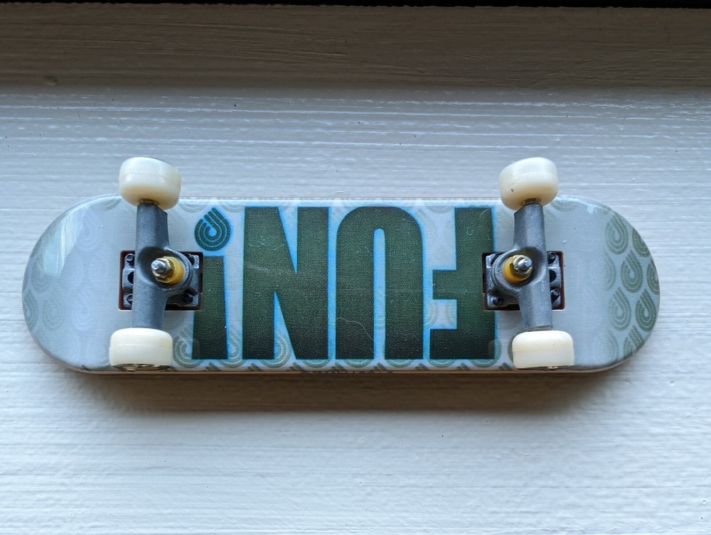 Birdhouse FUN! Techdeck Fingerboard
