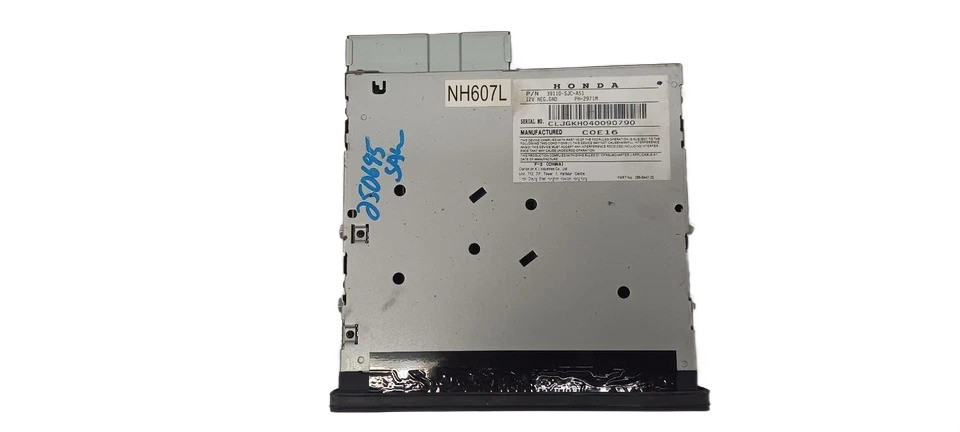 2009-2014 HONDA RIDGELINE CD player OEM