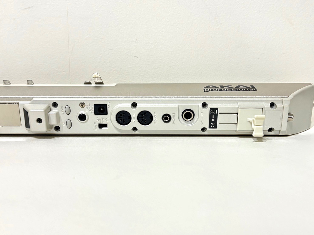 AKAI Professional EWI 4000SW Wireless Electronic Wind Synthesizer Controller