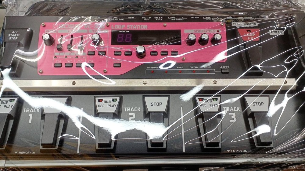 BOSS Model RC-300 Loop Station