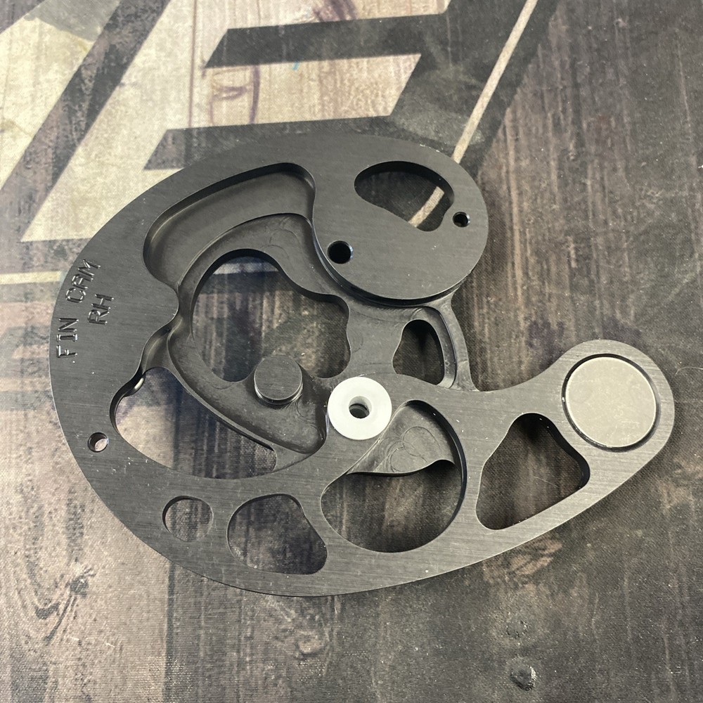 Mathews Archery FiN-RH-Cam