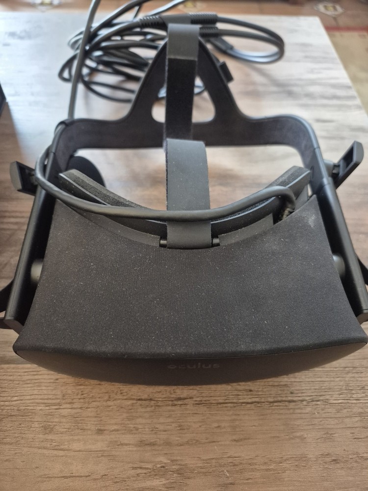 Oculus Rift Virtual Reality VR System with Xbox Controller