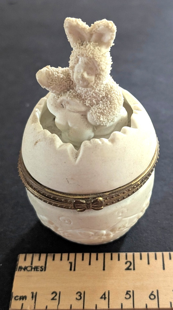 Decorative Dresser Pin Box