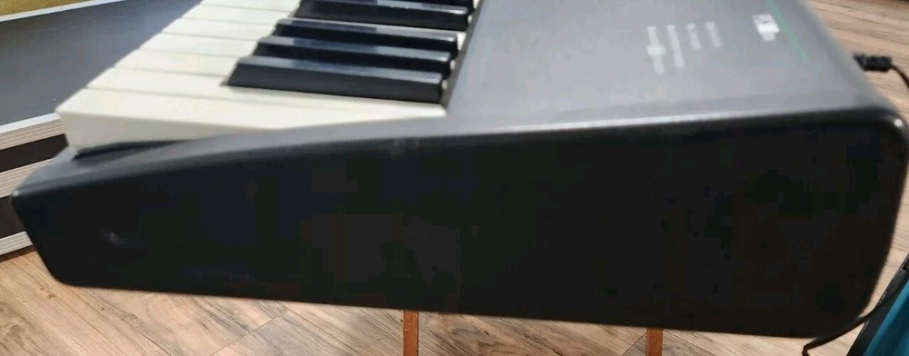 Kurzweil PC88MX Keyboard Piano With Hard Case