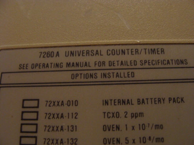 Fluke 7260A Universal Counter/Timer (Powers On & Buttons Function)