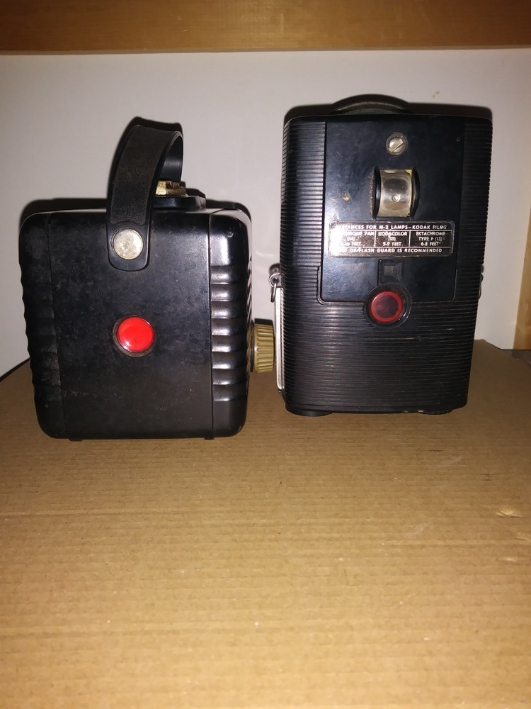 Kodak Brownie Hawkeye Flash & Starflash - Untested