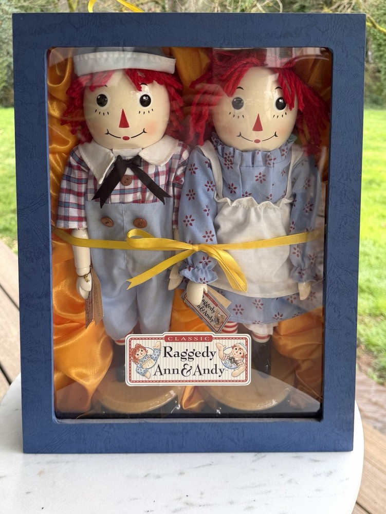 New Sterling & Camille - Raggedy Ann & Andy Nutcrackers 2003